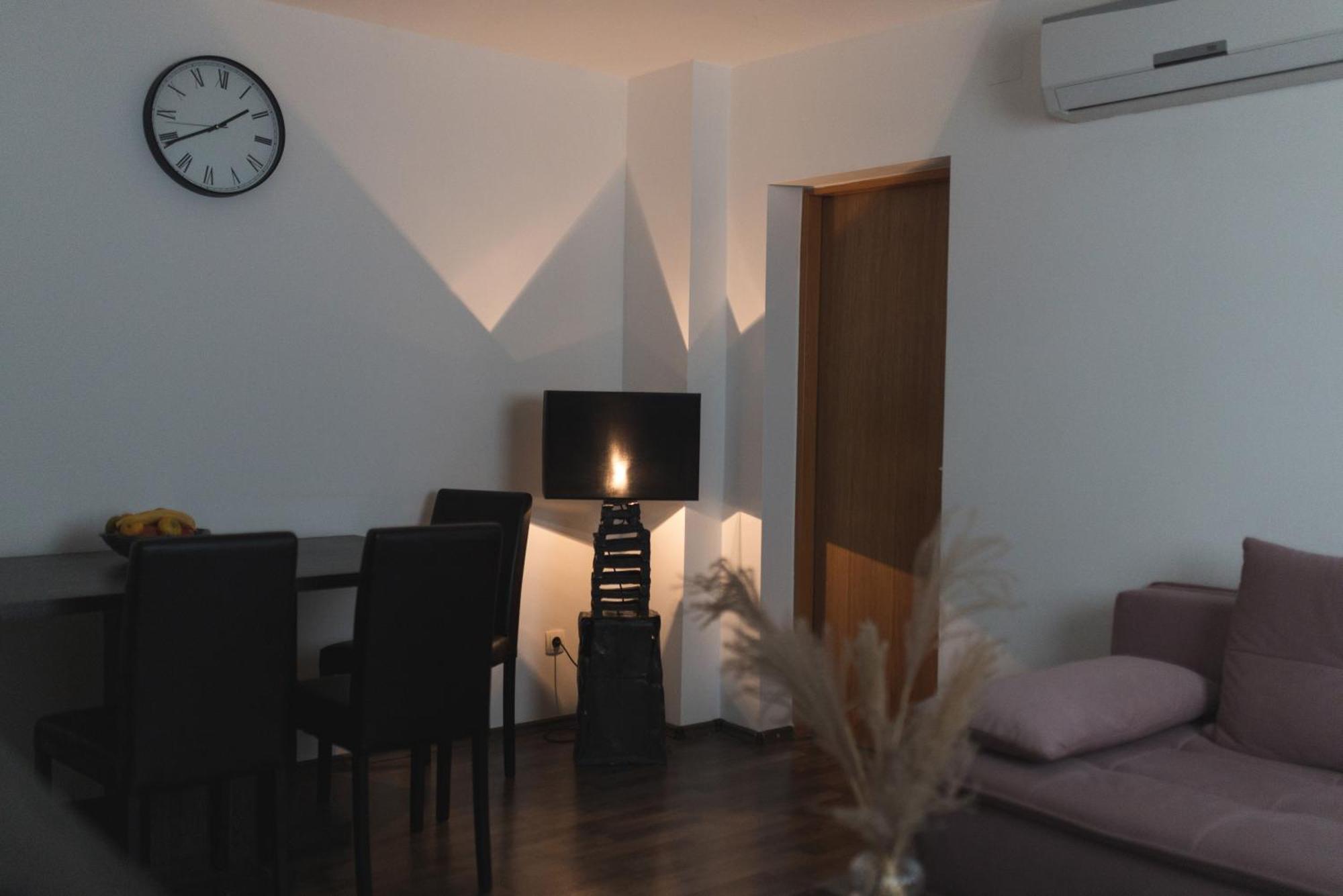 Apartments Dijana Zagreb Exteriör bild